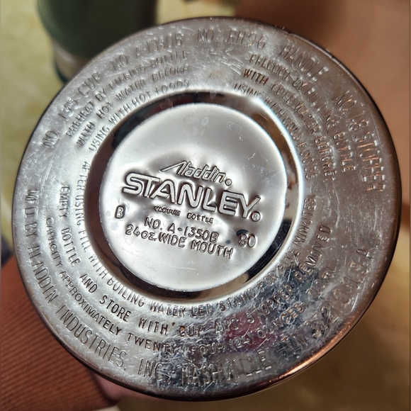 Vintage Stanley Classic Green Thermos Pair - Picture 8 of 10